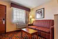 Common Space Quality Inn & Suites Owasso US-169