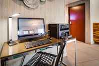 Ruangan Fungsional Best Western Sandy Inn