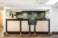 Lobi Quality Inn