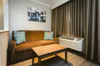 Ruang untuk Umum Best Western Pearland Inn