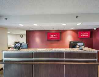 Lobby 2 Red Roof Inn Laredo