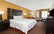 Bedroom 5 Hampton Inn Pittsburgh/West Mifflin