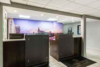 Lobi 4 La Quinta Inn & Suites by Wyndham Goodlettsville - Nashville