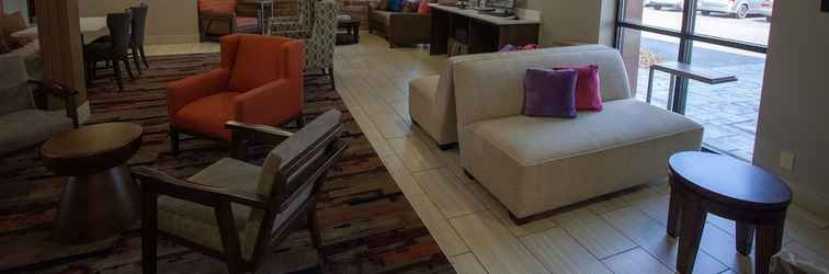 Lobby La Quinta Inn & Suites by Wyndham Goodlettsville - Nashville