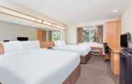 Kamar Tidur 6 Knights Inn Allentown