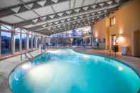 Swimming Pool La Quinta Inn & Suites by Wyndham Nashville Franklin
