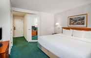 Bedroom 2 La Quinta Inn & Suites by Wyndham Nashville Franklin