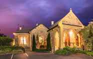 Exterior 3 Mount Lofty House