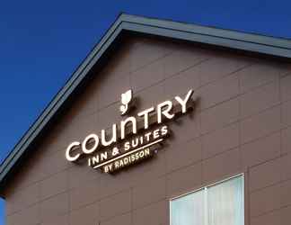 Exterior 2 Country Inn & Suites by Radisson, Buffalo, MN