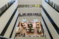 Lobby Rydges Darwin Central