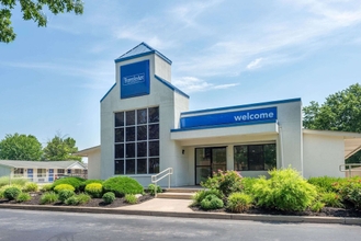 ภายนอกอาคาร 4 Travelodge by Wyndham Essington / Philadelphia Airport