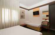 Kamar Tidur 3 Jet Hotel, Sure Hotel Collection by Best Western