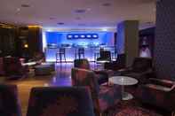 Bar, Cafe and Lounge Radisson Hotel Decapolis Miraflores