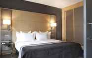 Kamar Tidur 7 AC Hotel Victoria Suites by Marriott