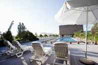 Swimming Pool Hotel Palafox