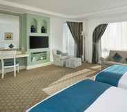 Bedroom 6 Habtoor Grand Resort, Autograph Collection