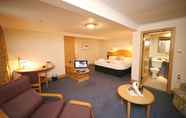 Kamar Tidur 4 Ramada by Wyndham Birmingham Sutton Coldfield