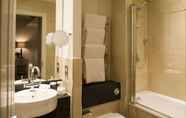 In-room Bathroom 5 Nutfield Priory Hotel And Spa