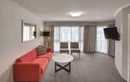 Common Space 7 Adina Serviced Apartments Canberra James Court