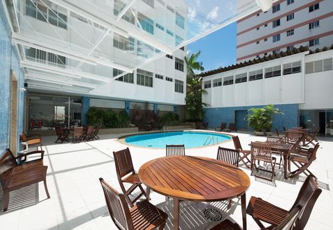Swimming Pool Hotel Regente