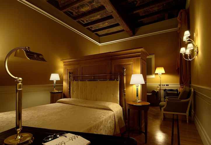 Hotel Corona D Oro Bologna Itali