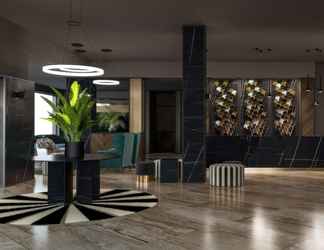 Lobi 2 DoubleTree by Hilton Brescia