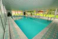 Swimming Pool Belle Epoque Hotel Victoria