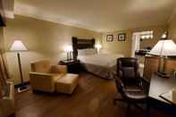 Bedroom Days Inn by Wyndham Wilmington/Newark