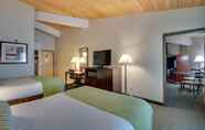 Bedroom 2 Best Western Plus The Inn at Hampton