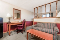 Common Space Super 8 by Wyndham Maysville KY