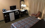 Bilik Tidur 6 California Inn