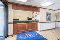 Lobby Baymont by Wyndham Detroit/Roseville