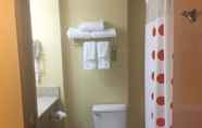 ห้องน้ำภายในห้อง 6 TownePlace Suites by Marriott Wilmington Newark/Christiana