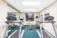 Fitness Center Baymont by Wyndham Jonesboro