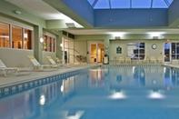 Swimming Pool La Quinta Inn & Suites by Wyndham Bannockburn-Deerfield