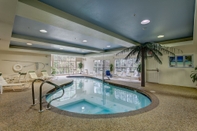 Swimming Pool Comfort Inn & Suites