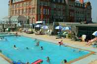 Swimming Pool The Headland Hotel and Spa