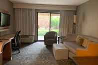 Common Space Courtyard by Marriott Concord