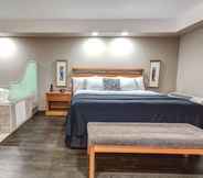 Kamar Tidur 4 Royal Hotel Calgary, Trademark Collection by Wyndham