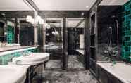 Toilet Kamar 3 Four Seasons Hotel Ritz Lisbon