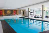 Swimming Pool Four Seasons Hotel Ritz Lisbon