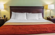 Phòng ngủ 5 Quality Inn Belton - Kansas City South