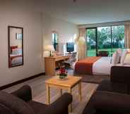 Bedroom 3 Crowne Plaza Muscat, an IHG Hotel