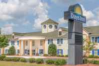 Exterior Days Inn by Wyndham Shallotte