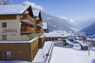 Bên ngoài 4 Berg SPA & Hotel Zamangspitze