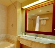 In-room Bathroom 7 Safir Sharm Waterfalls Resort