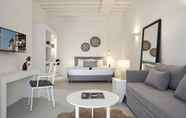 Bedroom 4 Mr & Mrs White Tinos