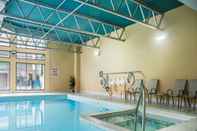 Swimming Pool Quality Hotel Fallsview Cascade