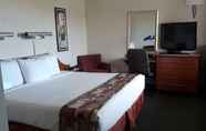 Kamar Tidur 7 Motel 6 Barstow, CA – I15 and Lenwood Road