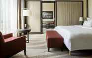 Bedroom 3 Munich Airport Marriott Hotel